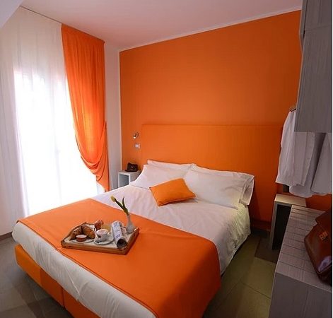 Sopraelevazione Hotel<br data-lazy-src=