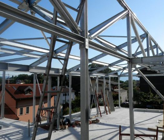 Casa moderna<br data-lazy-src=